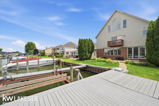 38823 E Archer Drive, Harrison Twp, MI 48045
