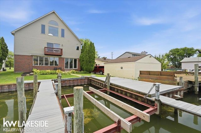 38823 E Archer Drive, Harrison Twp, MI 48045