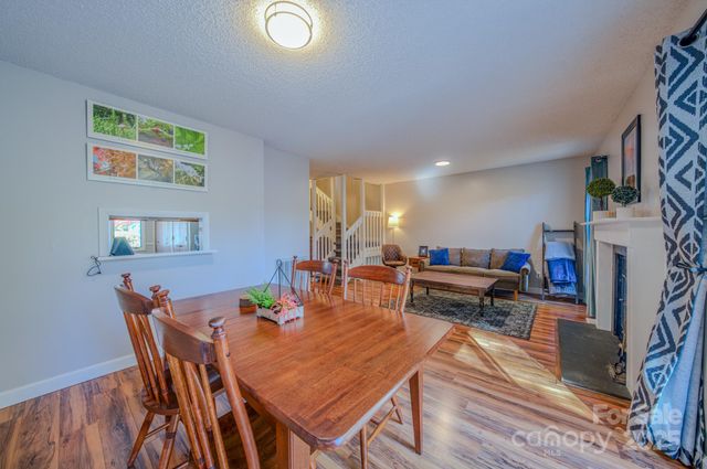 43 Hollybrook Drive, Asheville, NC 28803