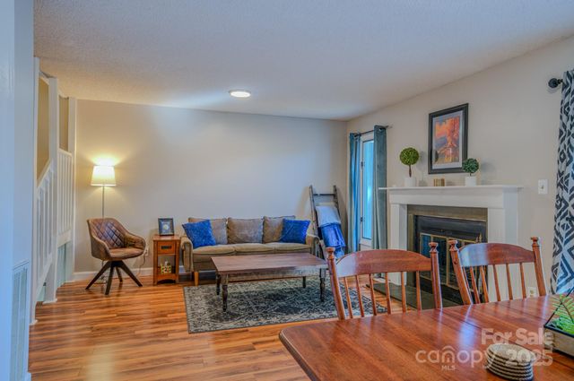 43 Hollybrook Drive, Asheville, NC 28803