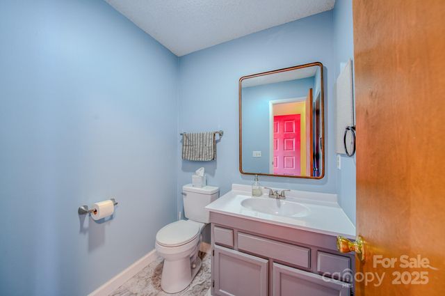 43 Hollybrook Drive, Asheville, NC 28803