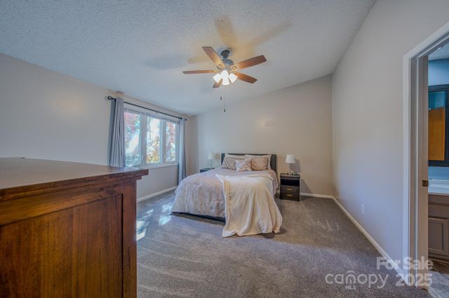 43 Hollybrook Drive, Asheville, NC 28803