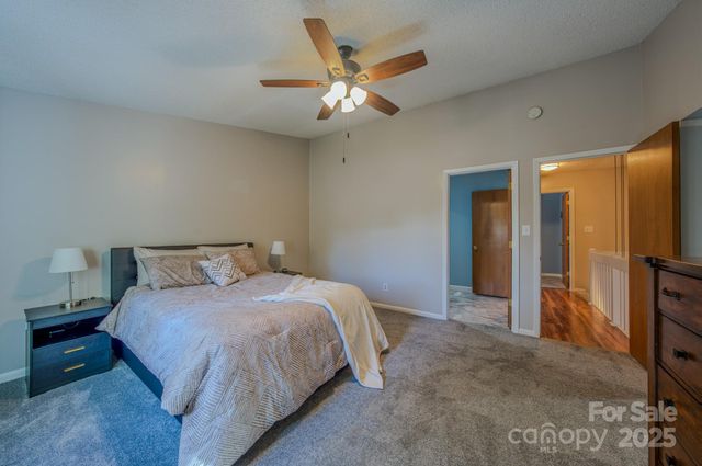 43 Hollybrook Drive, Asheville, NC 28803