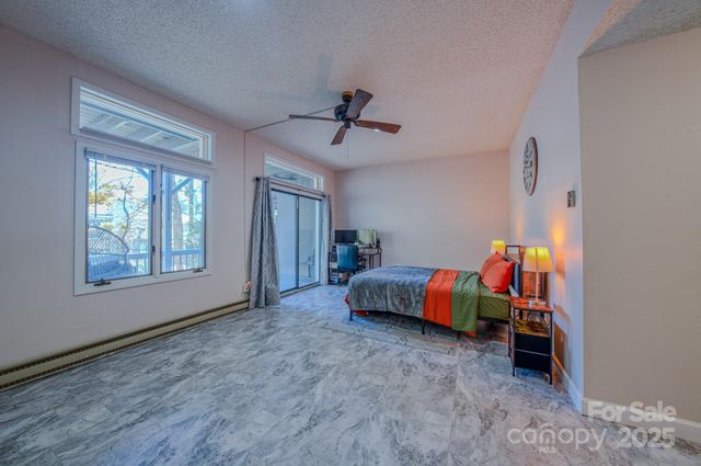 43 Hollybrook Drive, Asheville, NC 28803