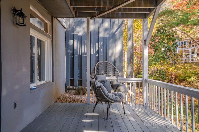 43 Hollybrook Drive, Asheville, NC 28803