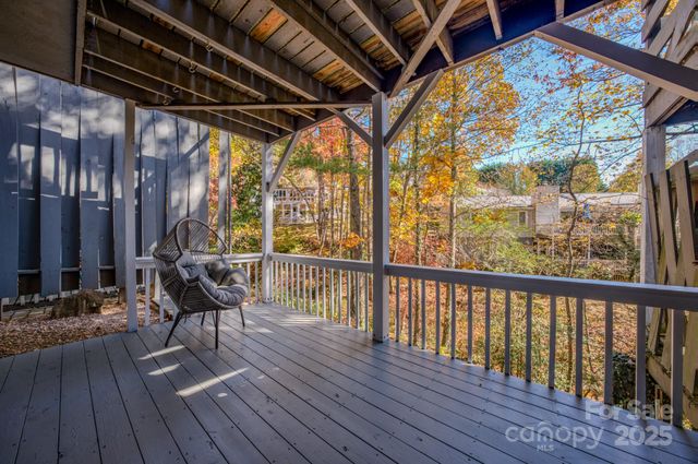 43 Hollybrook Drive, Asheville, NC 28803