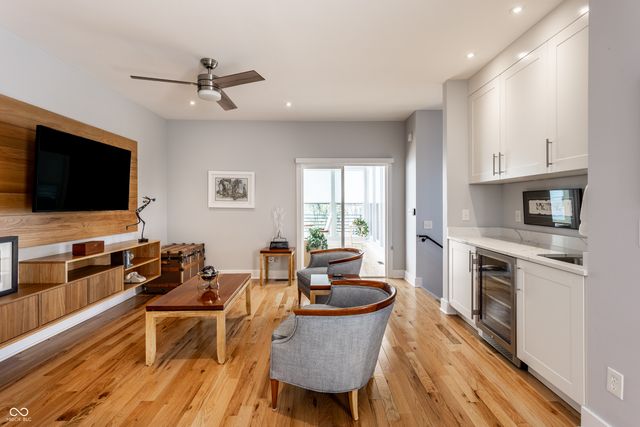 969 Elm Street, Indianapolis, IN 46203