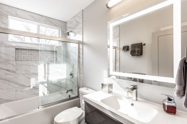 969 Elm Street, Indianapolis, IN 46203