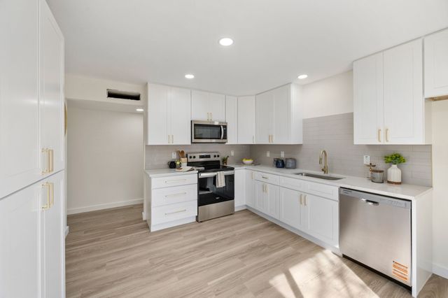 813 Cambridge Drive, Plano, TX 75023