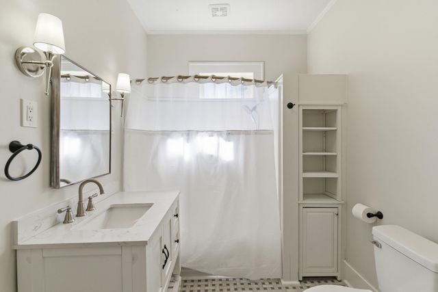 115 Kimball Ave., Hattiesburg, MS 39401