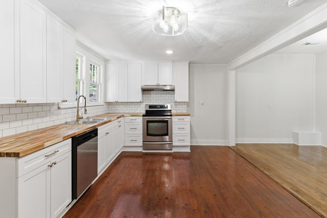 115 Kimball Ave., Hattiesburg, MS 39401