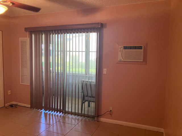 202 Camden I, West Palm Beach, FL 33417