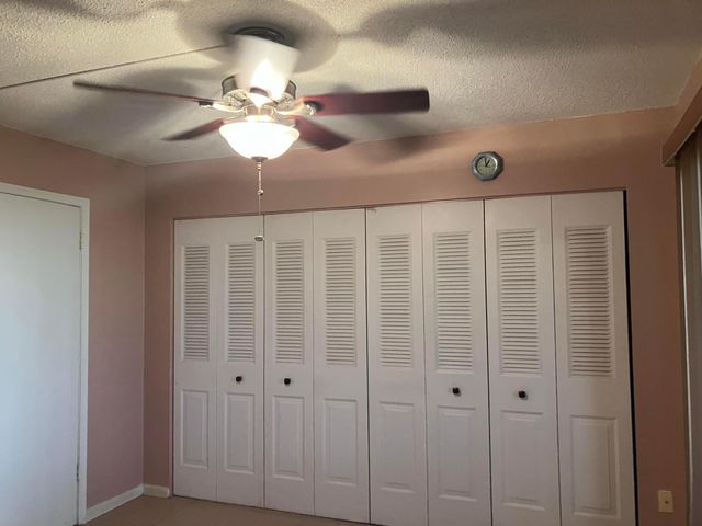 202 Camden I, West Palm Beach, FL 33417