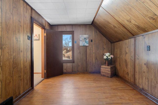 1114 W PACKARD STREET, Appleton, WI 54914