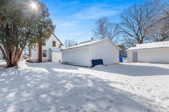 1114 W PACKARD STREET, Appleton, WI 54914