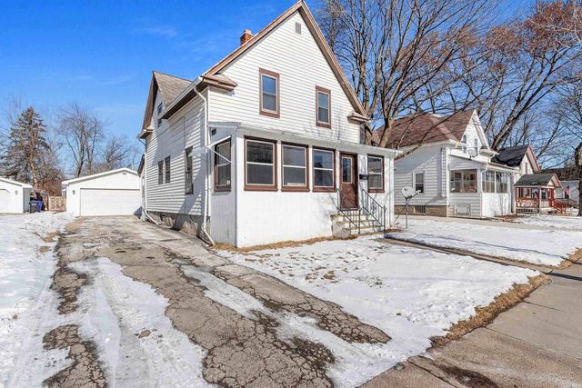 1114 W PACKARD STREET, Appleton, WI 54914