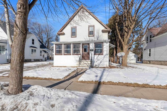 1114 W PACKARD STREET, Appleton, WI 54914