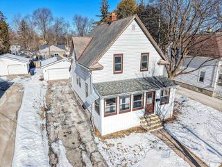 1114 W PACKARD STREET, Appleton, WI 54914