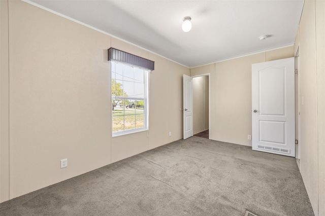 103 Spring View DR, Johnson City, TX 78636