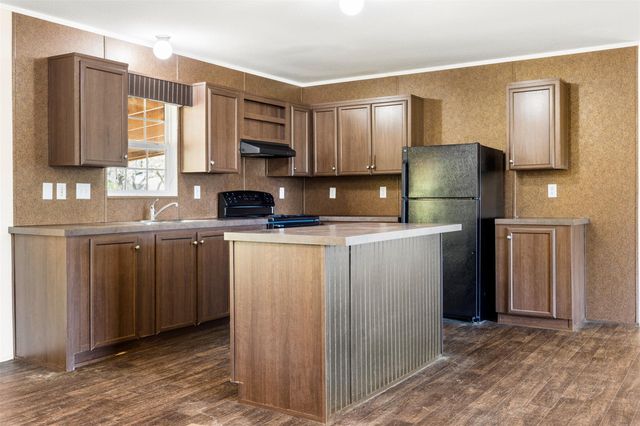 103 Spring View DR, Johnson City, TX 78636