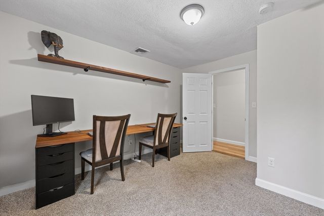 16 Day St, Norfolk, MA 02056