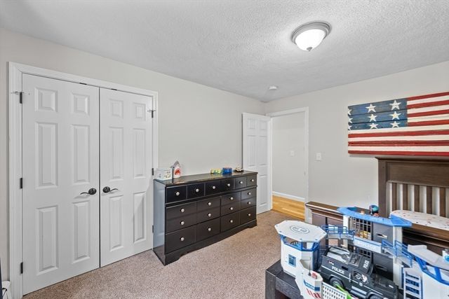 16 Day St, Norfolk, MA 02056