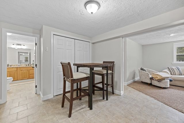 16 Day St, Norfolk, MA 02056
