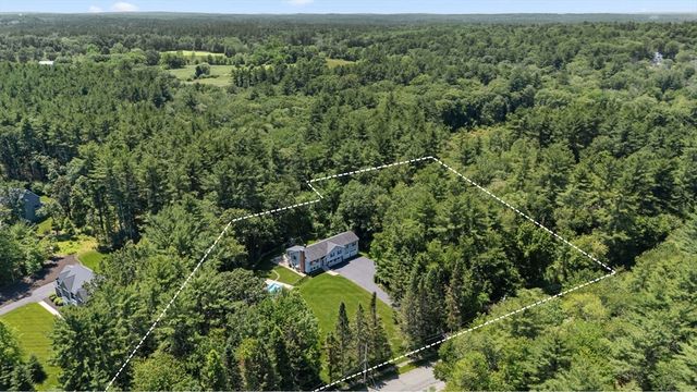 16 Day St, Norfolk, MA 02056