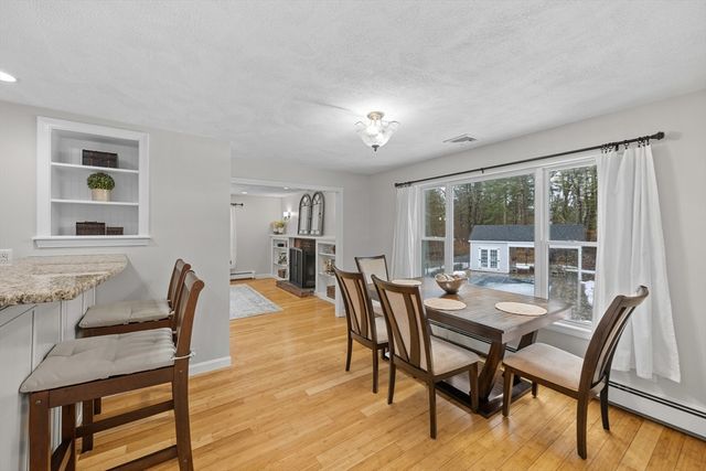 16 Day St, Norfolk, MA 02056