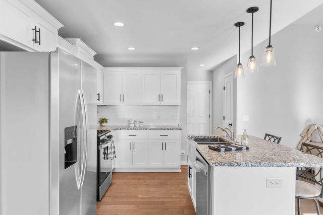 5646 W Pine Street, Springfield, MO 65802