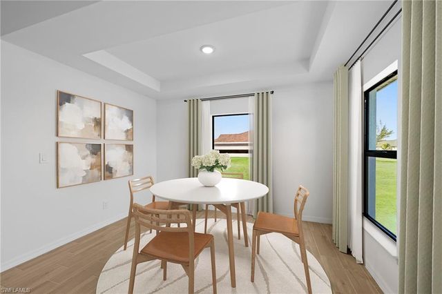 828 NE 16th TER, Cape Coral, FL 33909