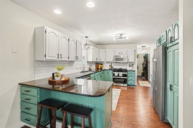 8500 S Maple Court, Zeeland, MI 49464