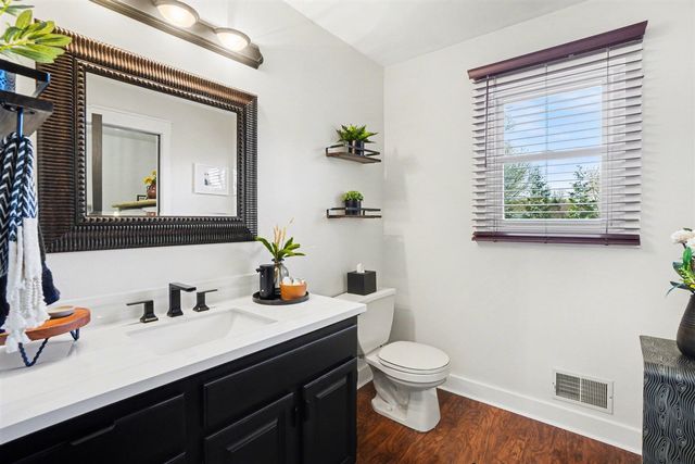 8500 S Maple Court, Zeeland, MI 49464
