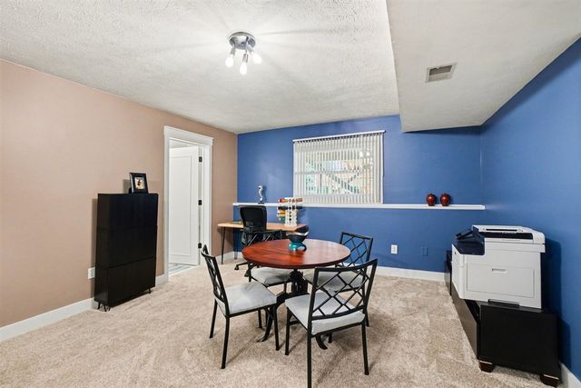 8500 S Maple Court, Zeeland, MI 49464