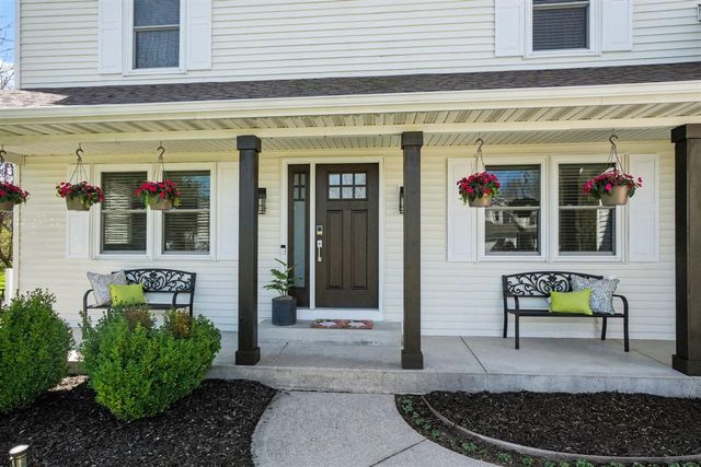 8500 S Maple Court, Zeeland, MI 49464