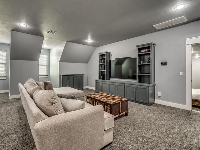 7979 NE 144th Avenue, Newalla, OK 74857