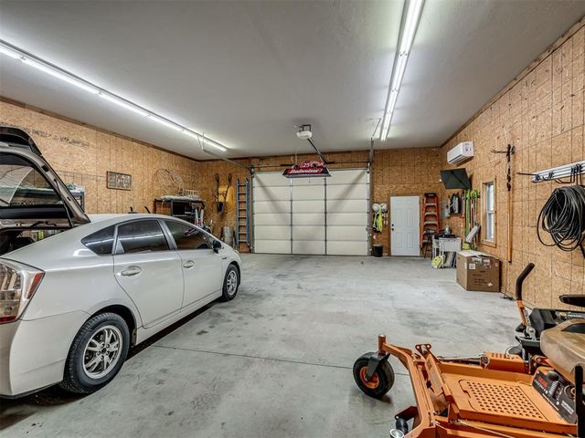 7979 NE 144th Avenue, Newalla, OK 74857