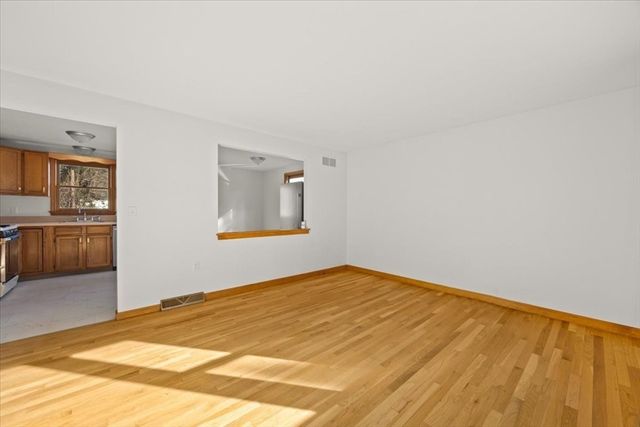 37 Annawon Dr, Halifax, MA 02338