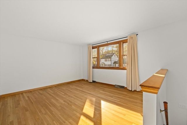 37 Annawon Dr, Halifax, MA 02338