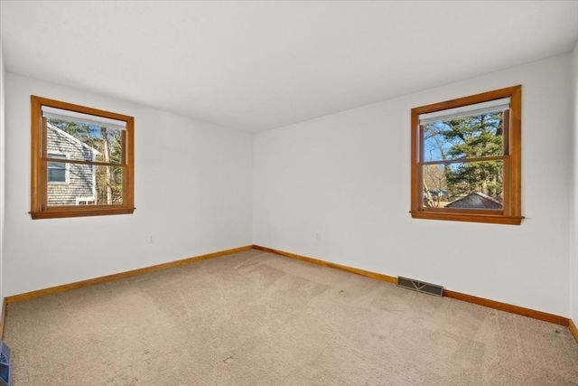 37 Annawon Dr, Halifax, MA 02338