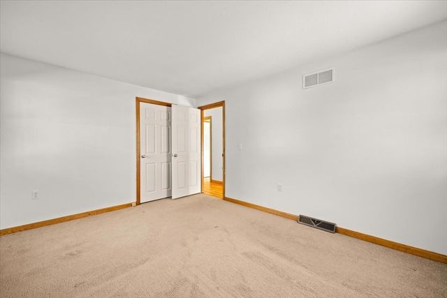 37 Annawon Dr, Halifax, MA 02338