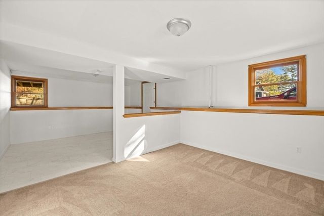 37 Annawon Dr, Halifax, MA 02338