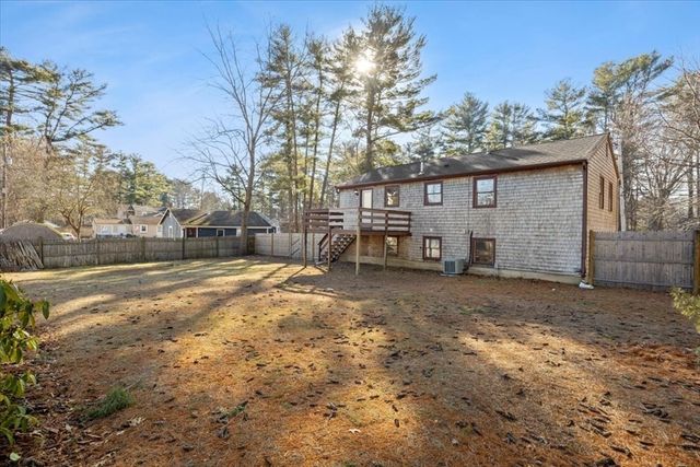 37 Annawon Dr, Halifax, MA 02338