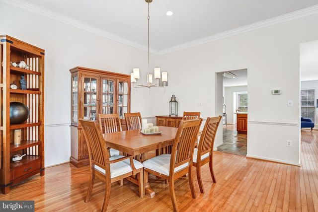 46764 MANCHESTER TER, Sterling, VA 20165