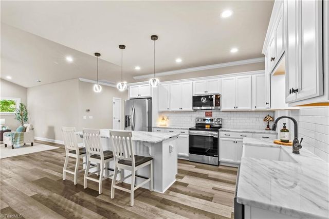 305 Absher Farm Loop, Statesville, NC 28625