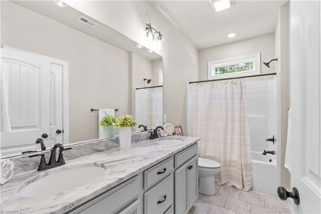 305 Absher Farm Loop, Statesville, NC 28625