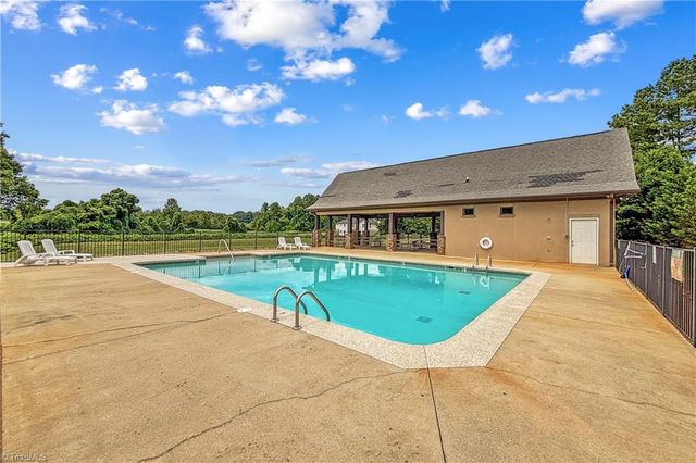 305 Absher Farm Loop, Statesville, NC 28625