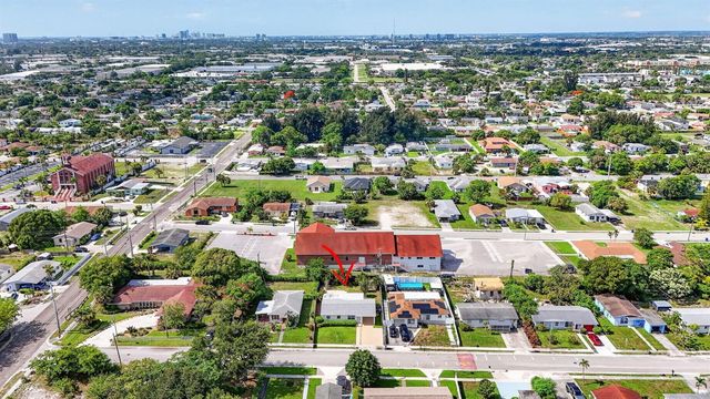 1333 W 31st Street, Riviera Beach, FL 33404