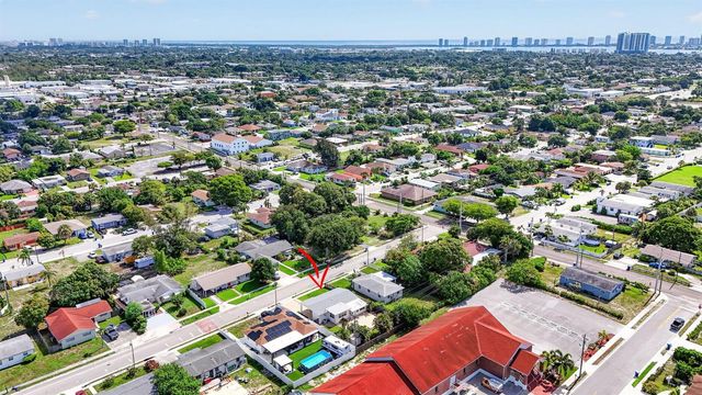 1333 W 31st Street, Riviera Beach, FL 33404