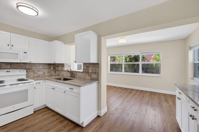 1333 W 31st Street, Riviera Beach, FL 33404
